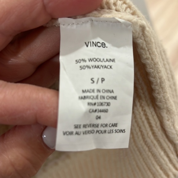 Vince Beautiful Winter Knitted Jacket - Picture 4 of 4